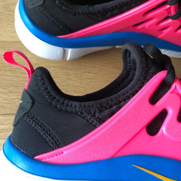 Nike sneakers- pink blue yellow- excellent condition, 8 - Picture 6 of 8